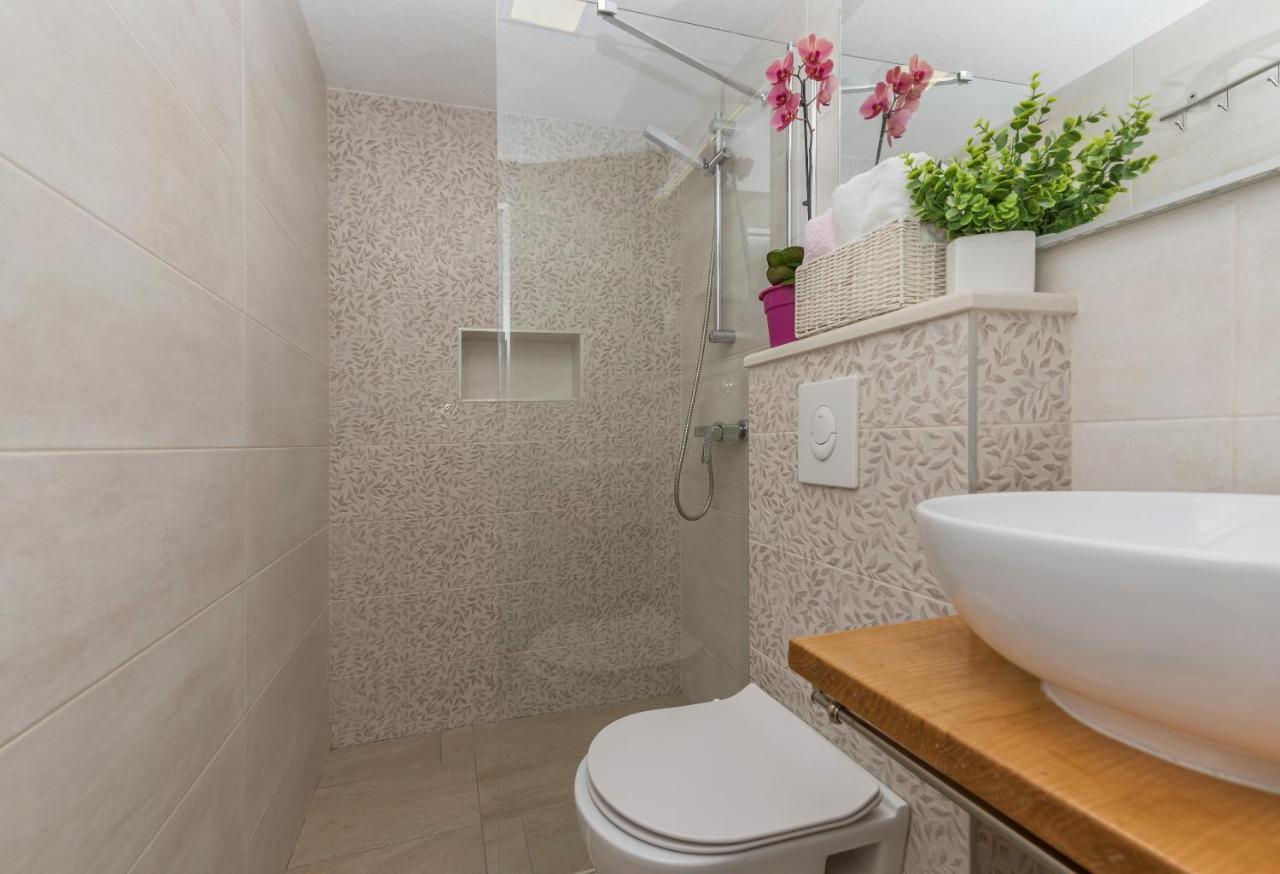 Premium Center Apartments Baška Voda Eksteriør bilde